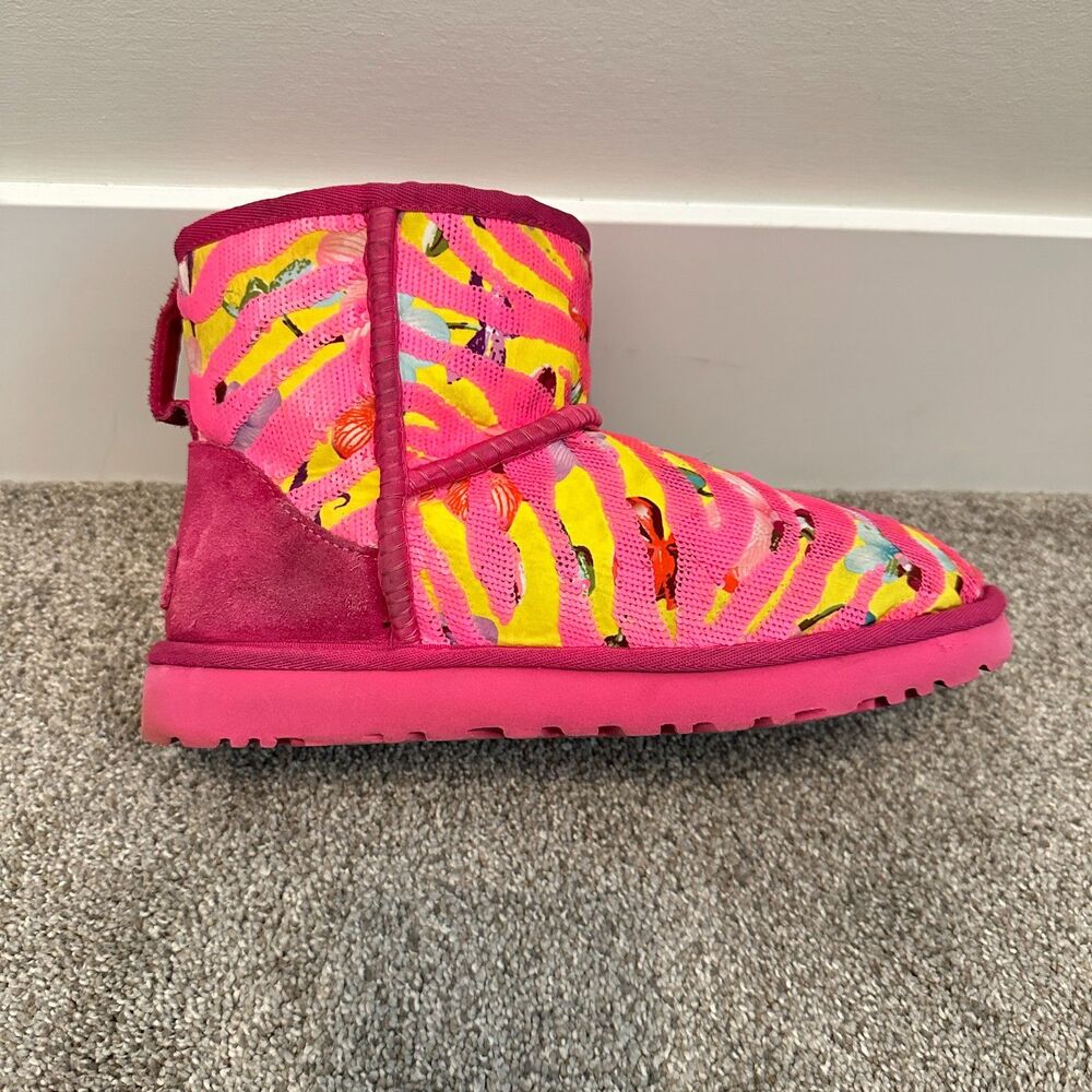 UGG Classic Mini Tiger Flower Sequin Pink Boots 1124951 Women's 8 - Picture 11 of 13